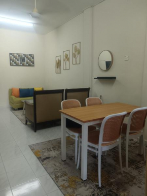 Madana homestay pasir puteh